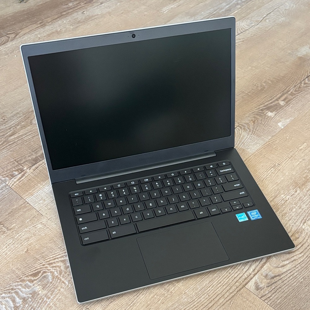 Samsung Silver and Black Laptop